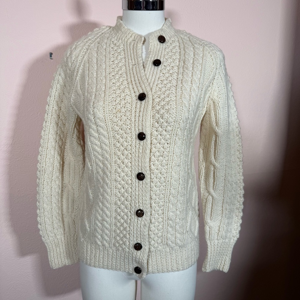 Vintage 1950’s hand knit Cable Knit Irish wool Cream Cardigan sweater fisherman - Picture 3 of 13